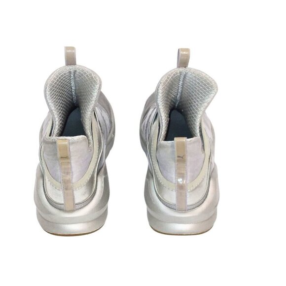 WOMEN'S PUMA SNEAKERS SILVER METALLIC ENZO ETYLE W/ SOFT SOLE | SIZE 8 - Picture 3 of 6